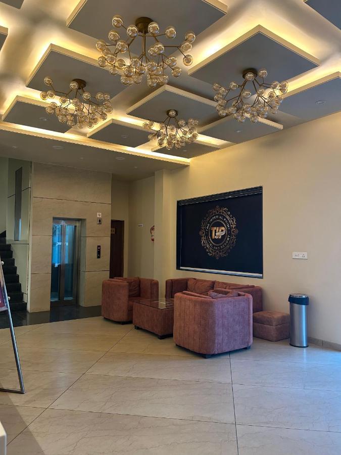 The Imperial Prime Clarks Inn Suites, Bhīlwāra 외부 사진