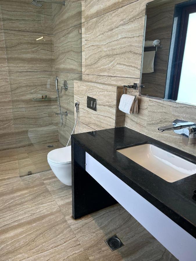 The Imperial Prime Clarks Inn Suites, Bhīlwāra 외부 사진
